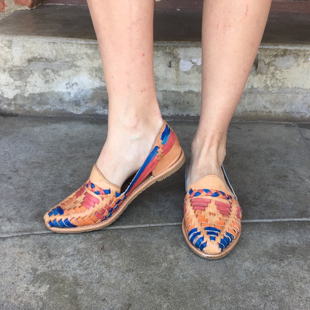 Huarache style leather flats - Picture 2 of 7